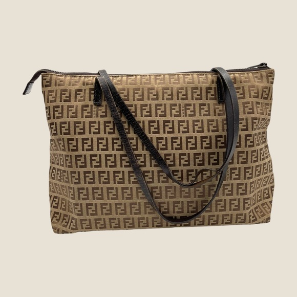 ✨SOLD✨Authentic Fendi Zucca Canvas Tote Bag - Picture 15 of 16